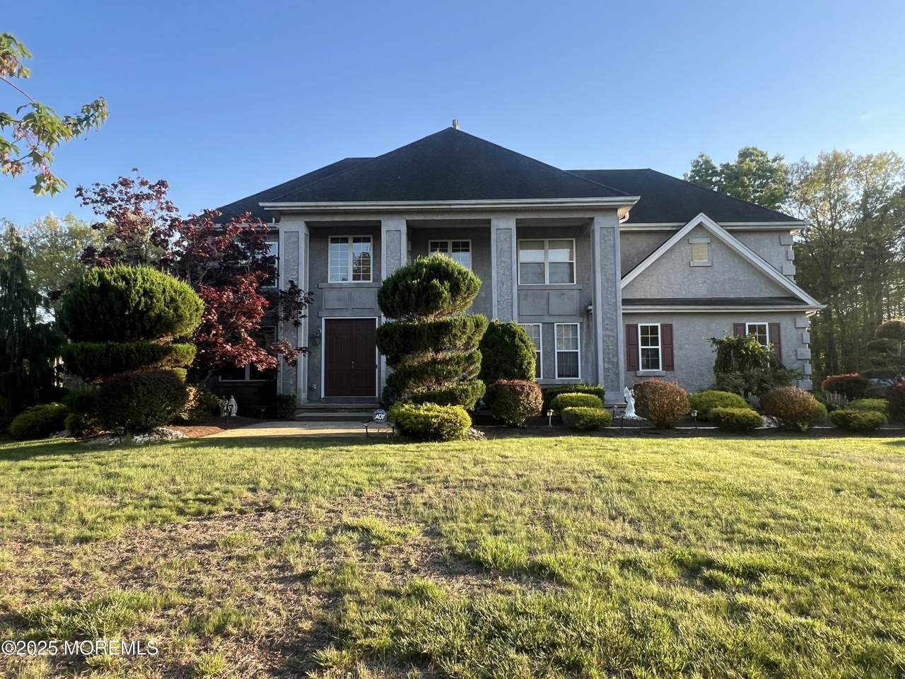 27 Stonehenge Court - Photo 1