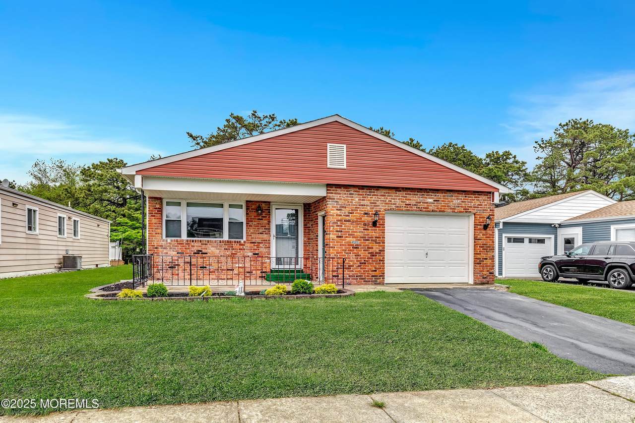 14 Santiago Drive - Photo 1