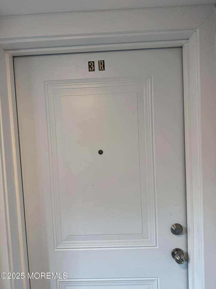 273 16th Avenue - Photo 1