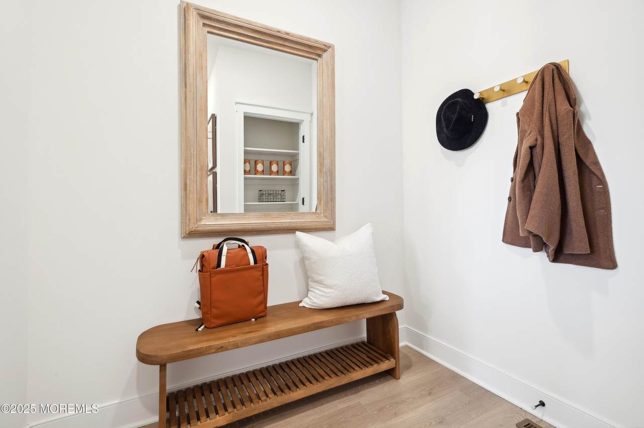 1412 Melrose Boulevard - Photo 1