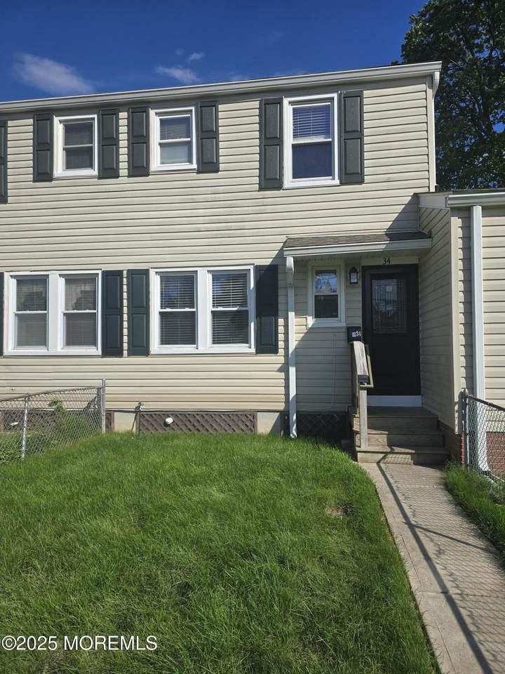 34 Barker Avenue - Photo 1