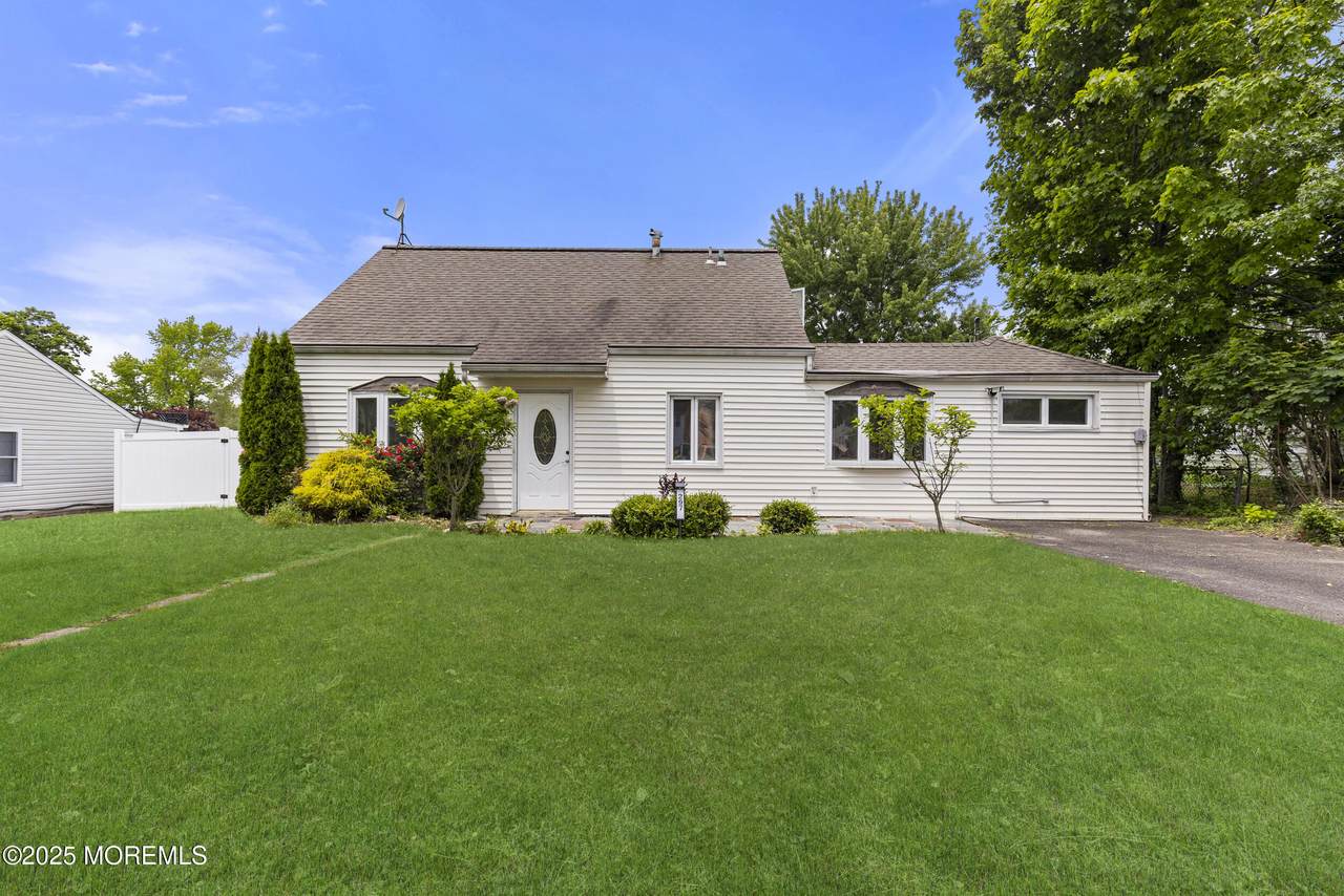 297 Highland Avenue - Photo 1