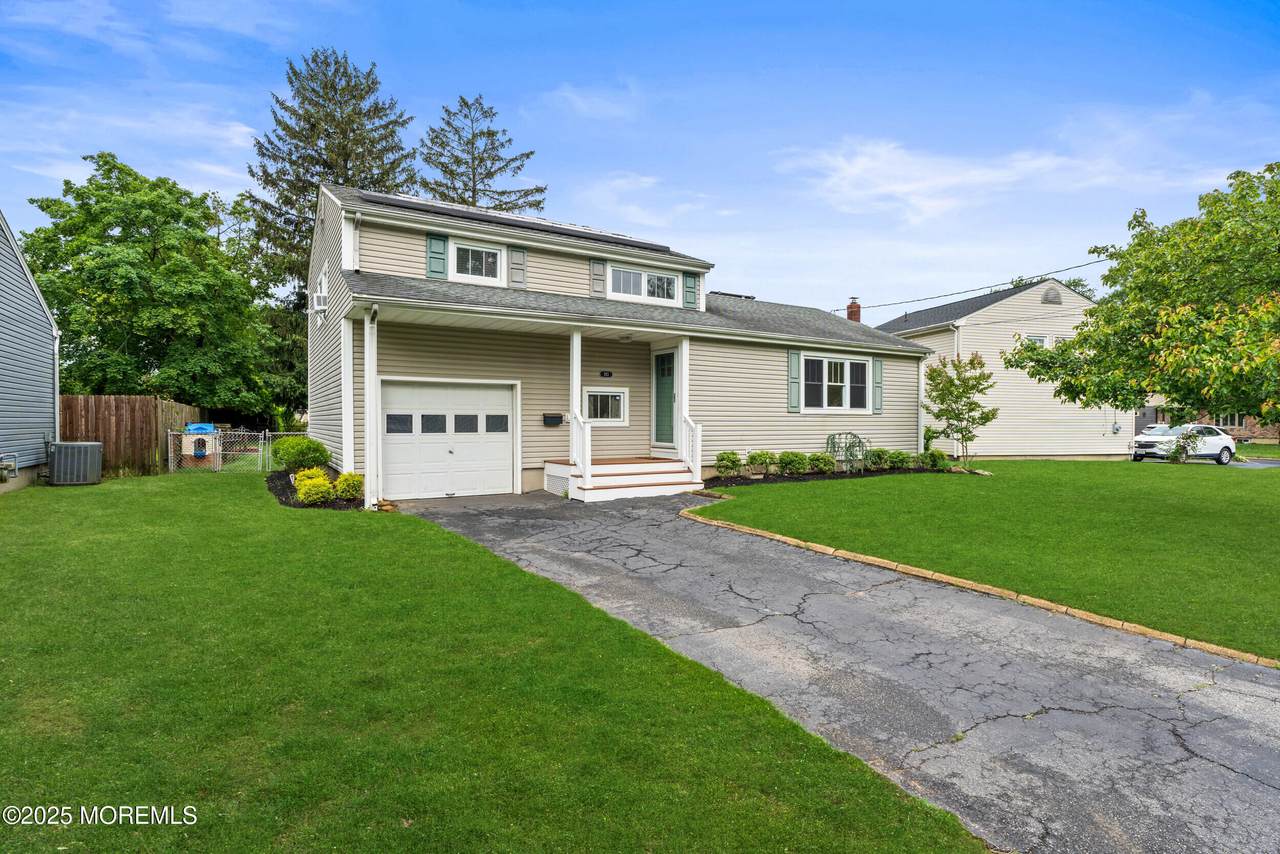 183 Crestview Drive - Photo 1