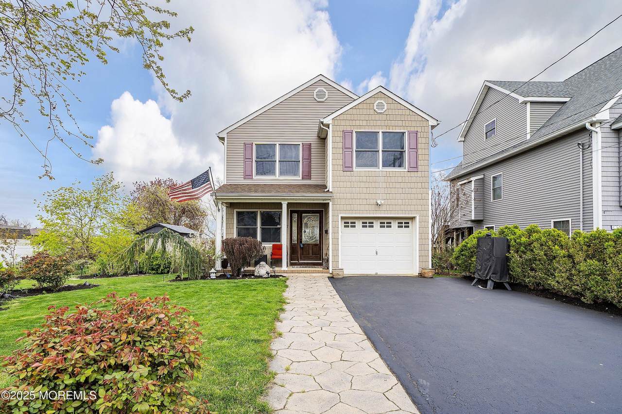 37 Florence Avenue - Photo 1