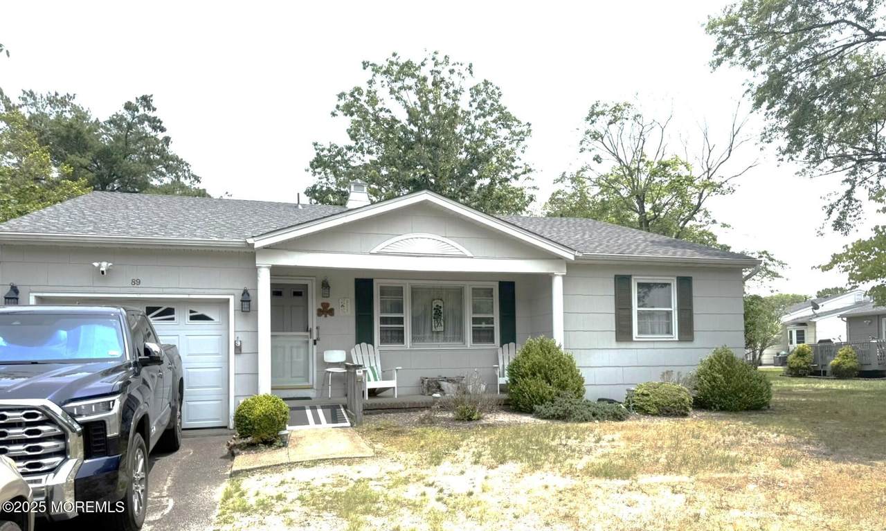 89 Brakenbury Drive - Photo 1