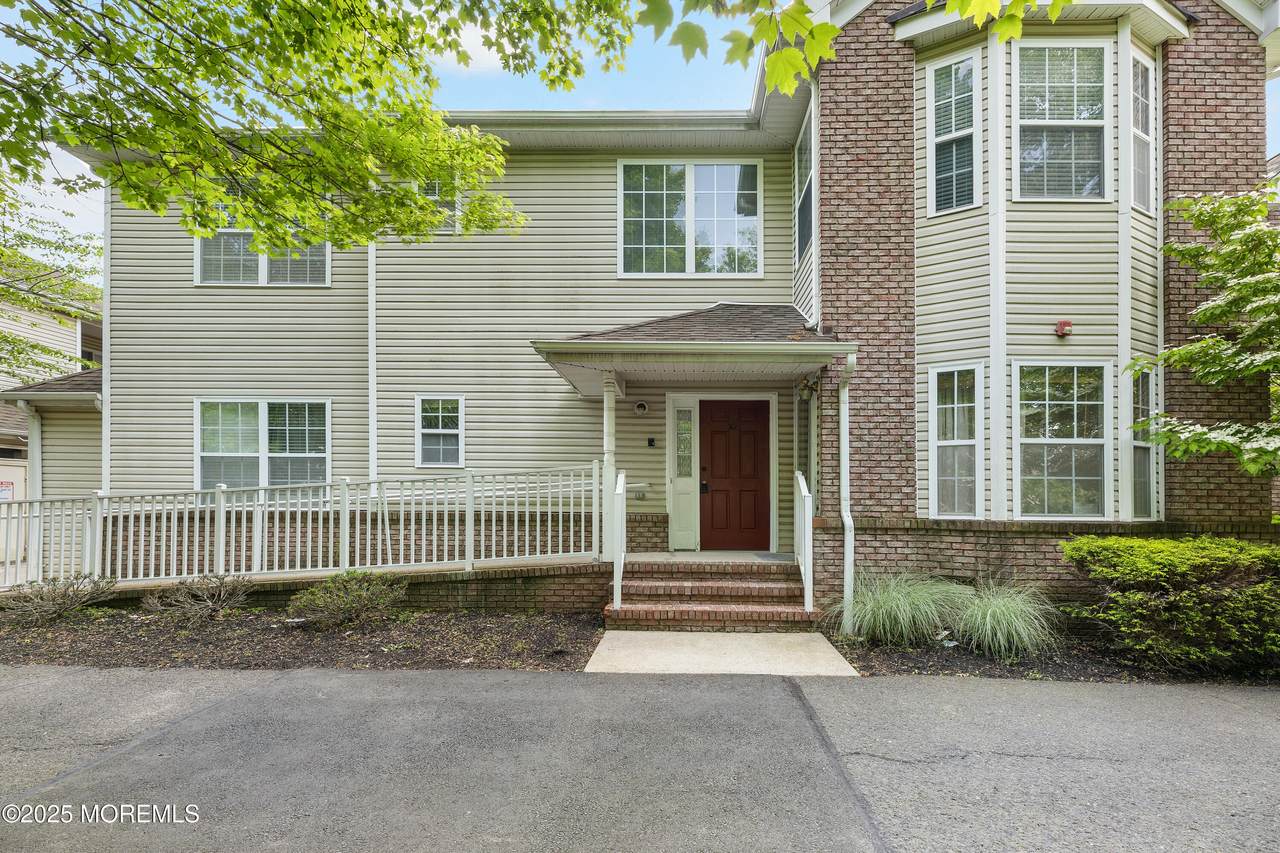 107 Forest Drive - Photo 1