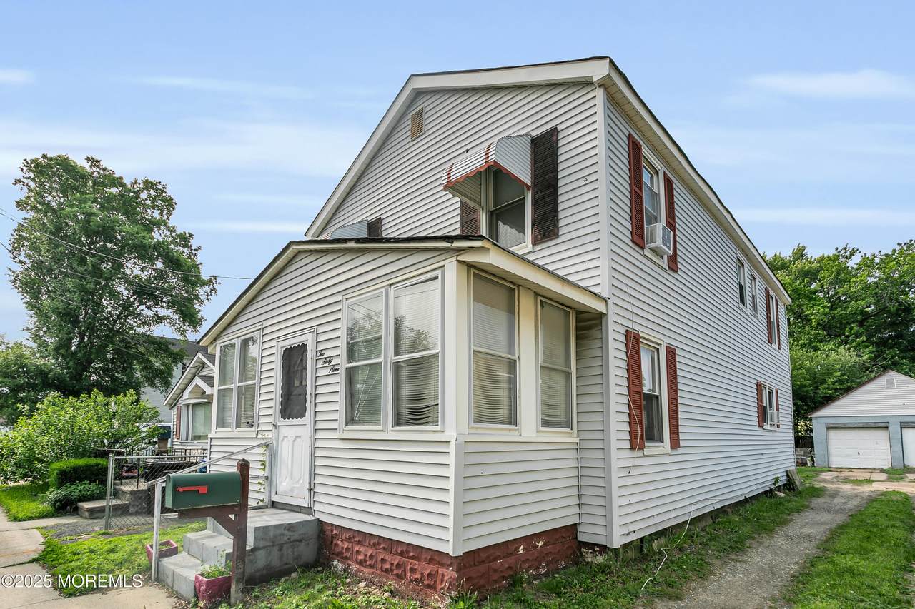 269 Port Monmouth Road - Photo 1