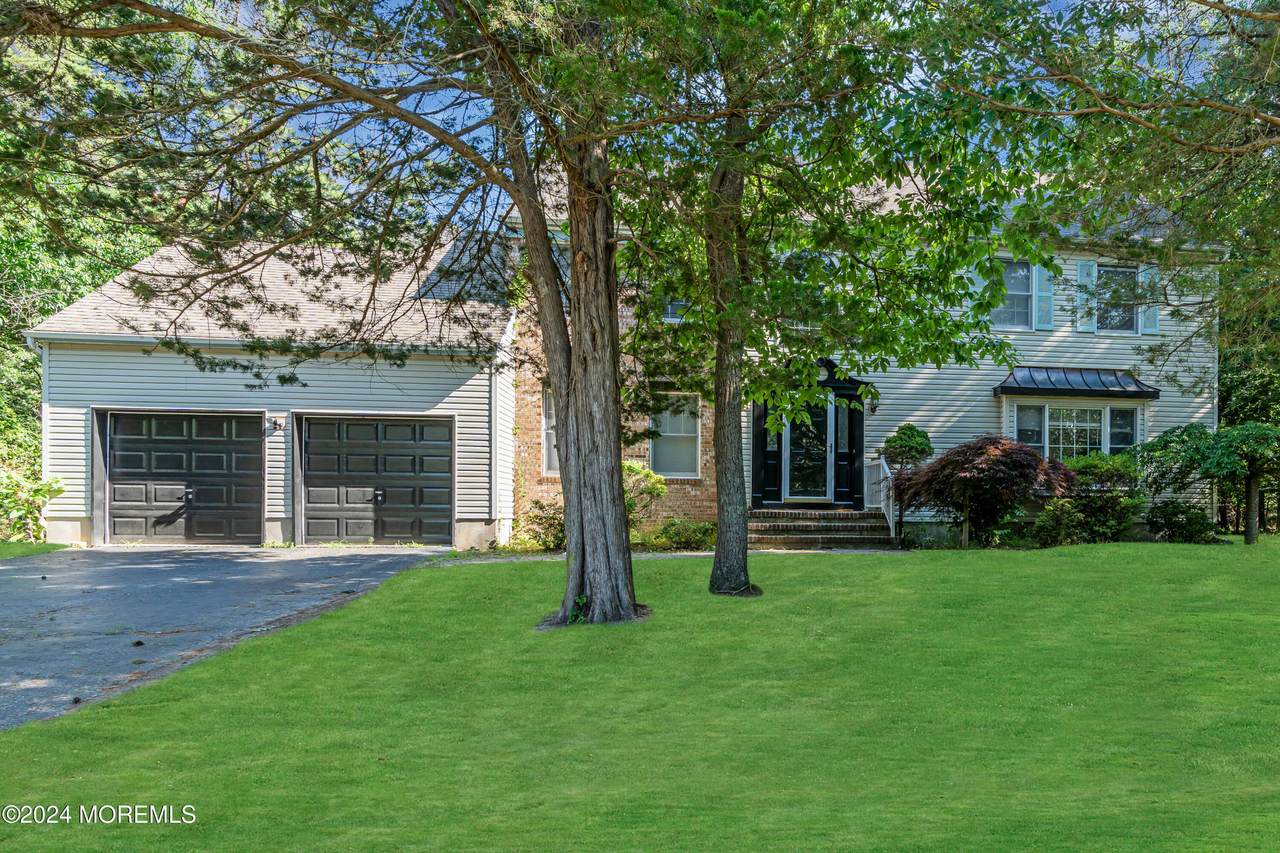 4 Dickens Court - Photo 1