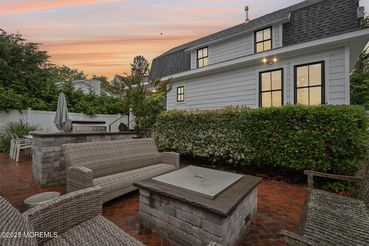 1303 1/2 Langford Street - Photo 1