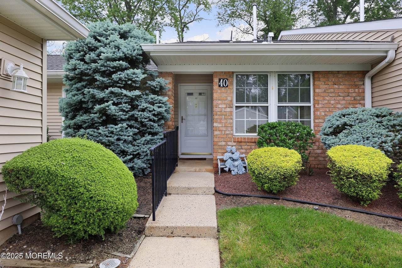 40 Smoke Tree Terrace - Photo 1