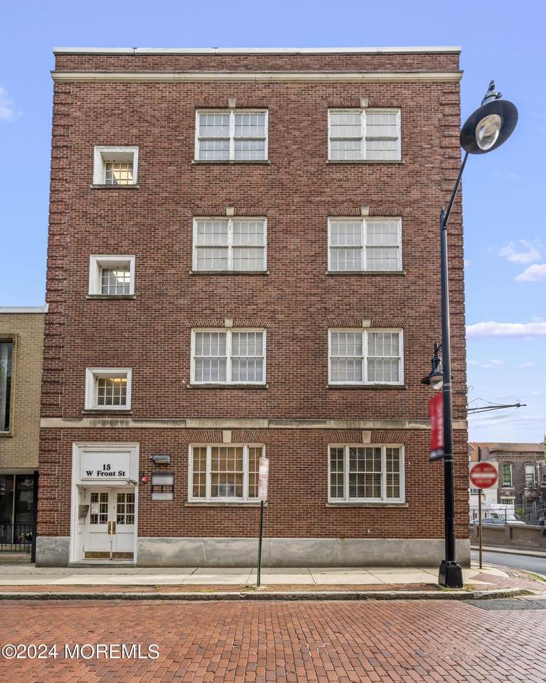 15 Front Street - Photo 1