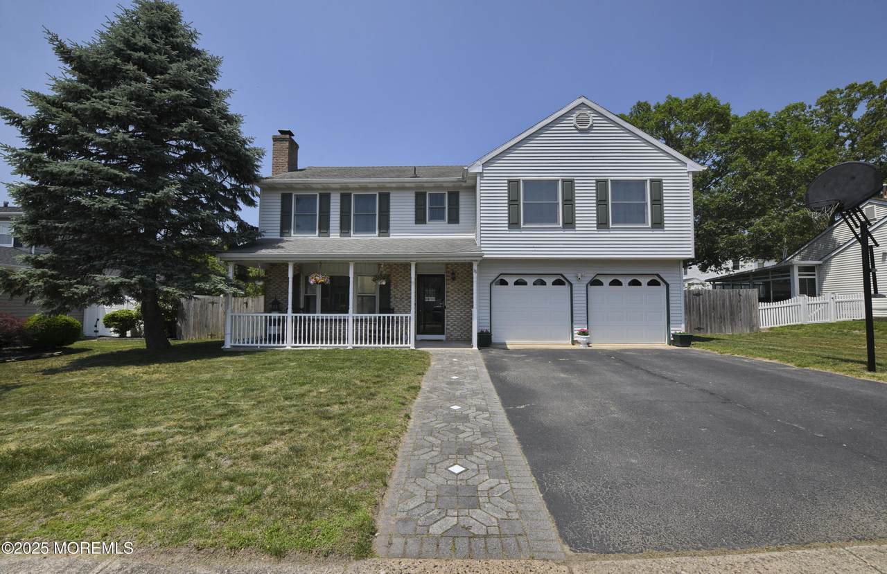 15 Tamarack Street - Photo 1