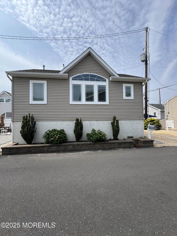 29 Dune Way - Photo 1