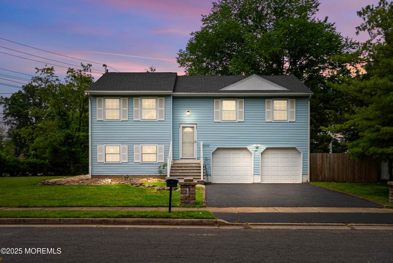 1420 Shadyside Place - Photo 1