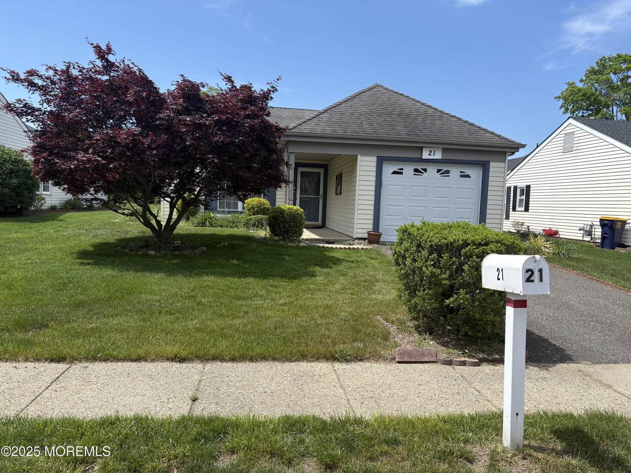 21 Newbury Row - Photo 1