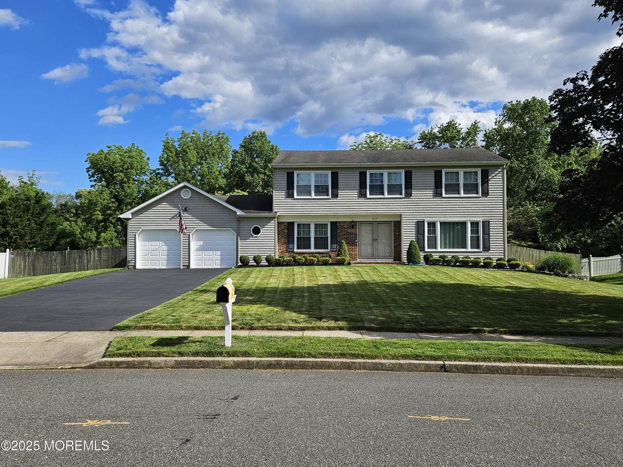 217 Betsy Ross Drive - Photo 1