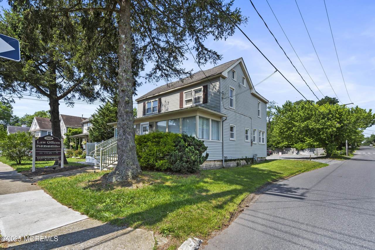 369 Main Street - Photo 1