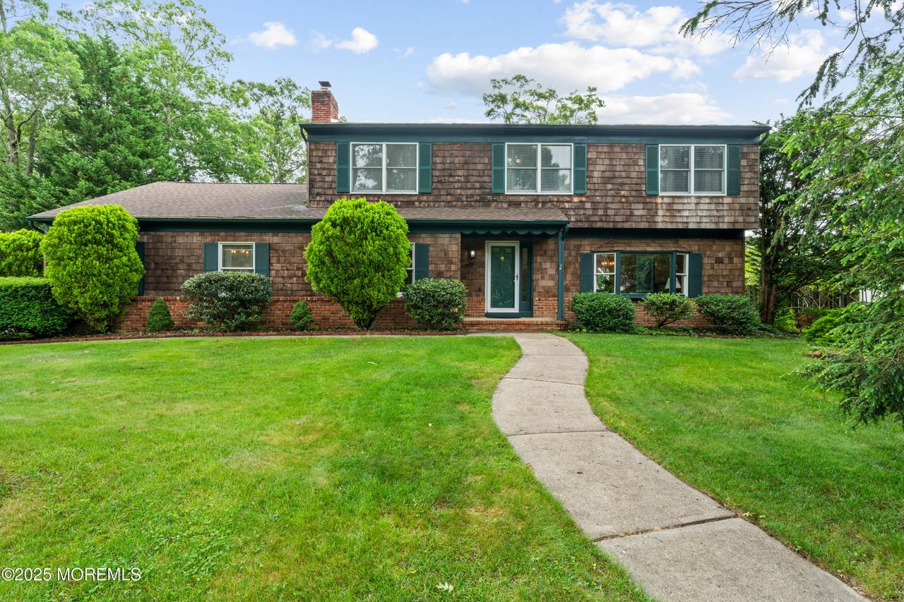 204 Plover Court - Photo 1