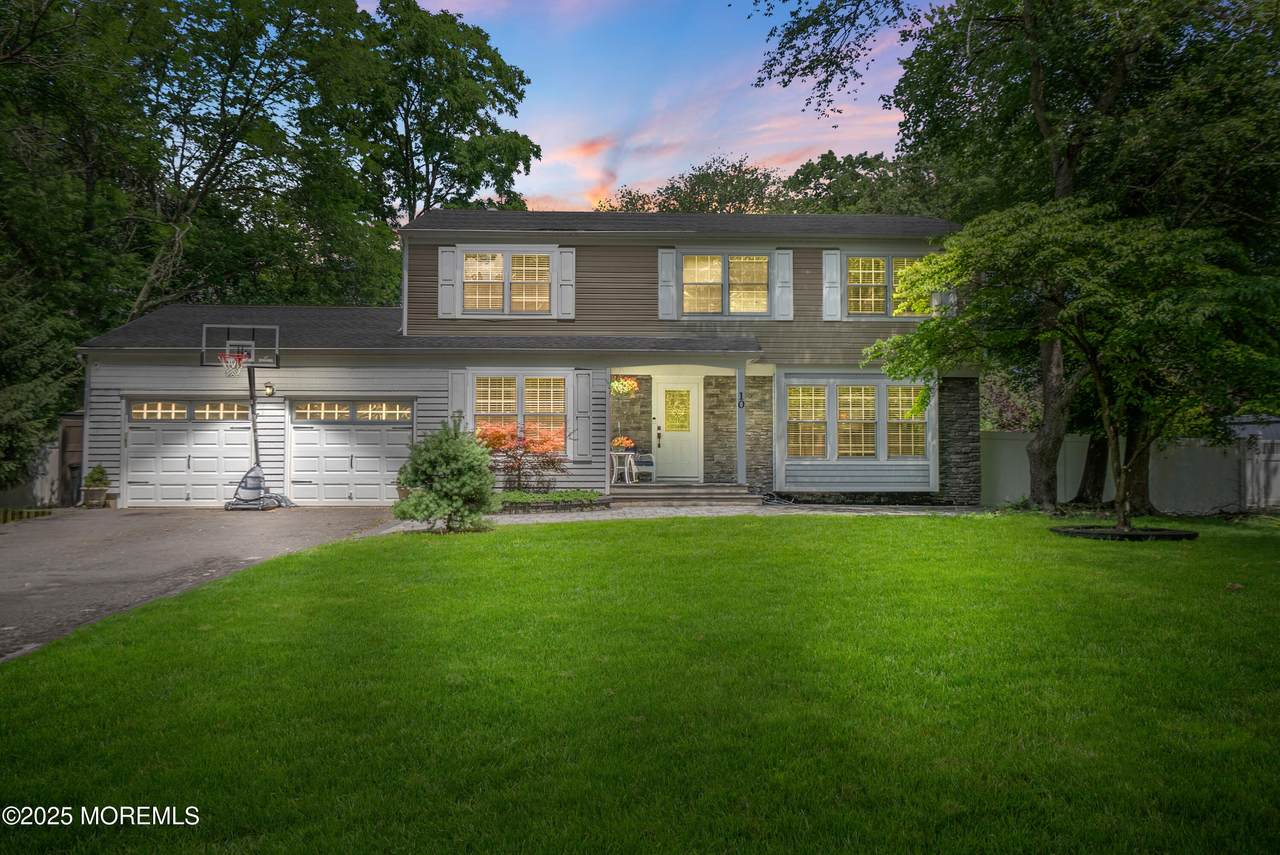 10 Galahad Drive - Photo 1