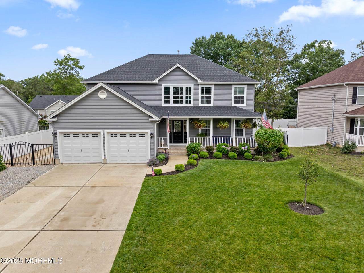 136 Tiller Avenue - Photo 1