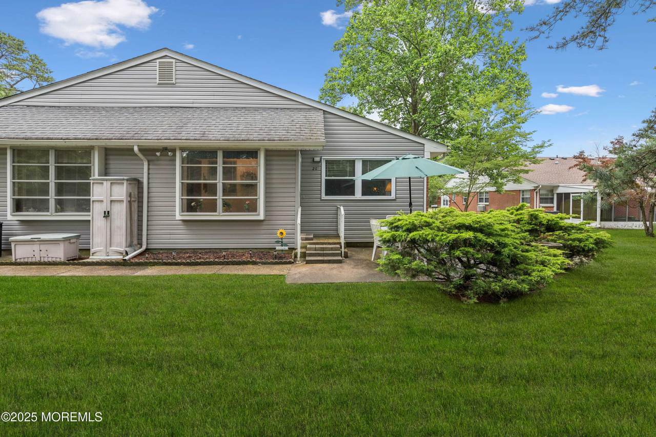 2 Monticello Drive - Photo 1