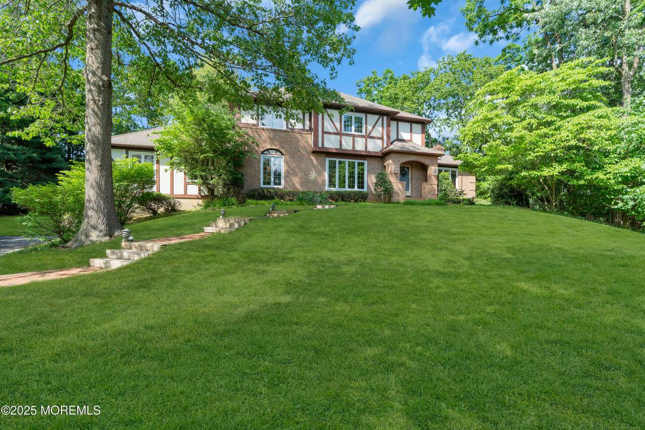 22 Hunt Road - Photo 1