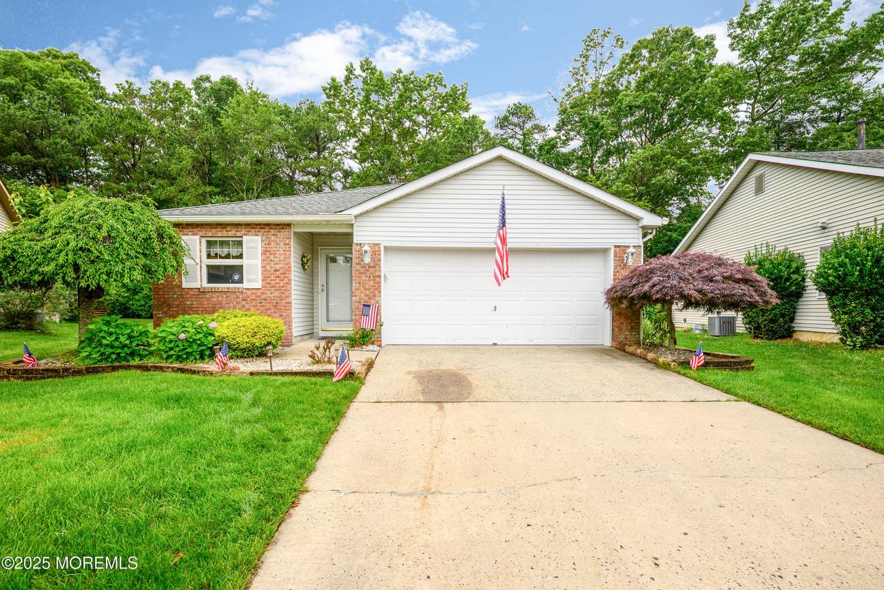 1912 Quimby Court - Photo 1