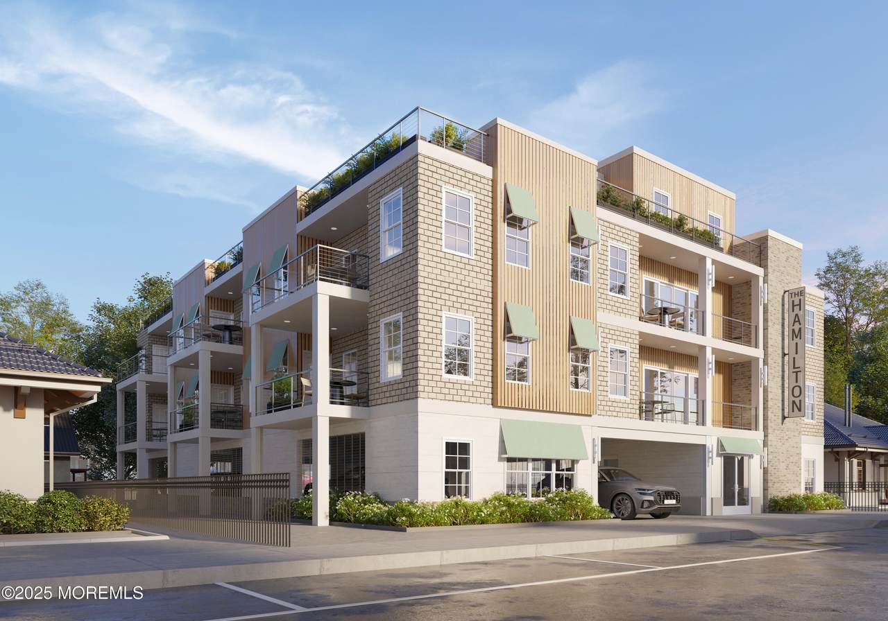 33 Hamilton Avenue - Photo 1