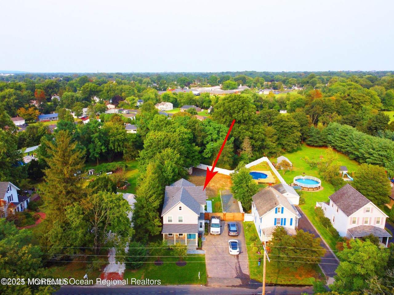 300 Monmouth Road - Photo 1