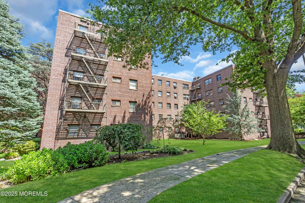 3081 Edwin Avenue - Photo 1