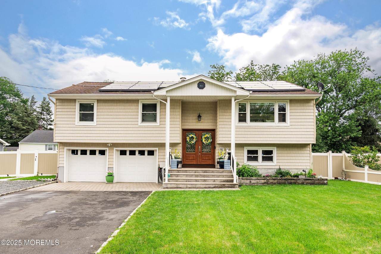 547 Clifton Avenue - Photo 1