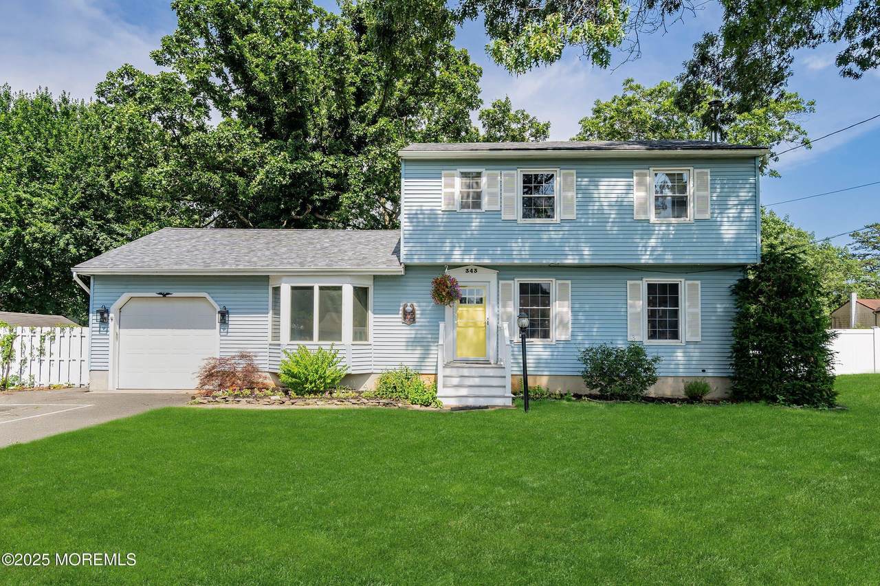 343 Clifton Avenue - Photo 1