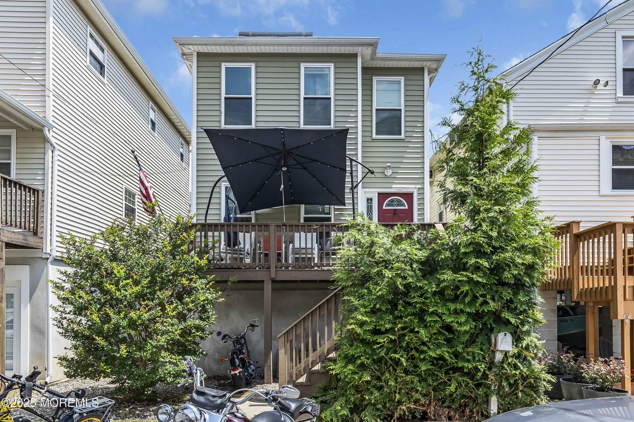 13 Locust Street - Photo 1