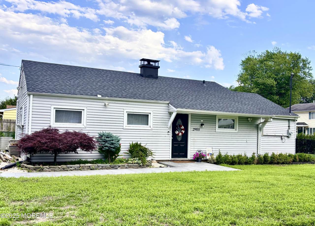 2905 Appleby Drive - Photo 1