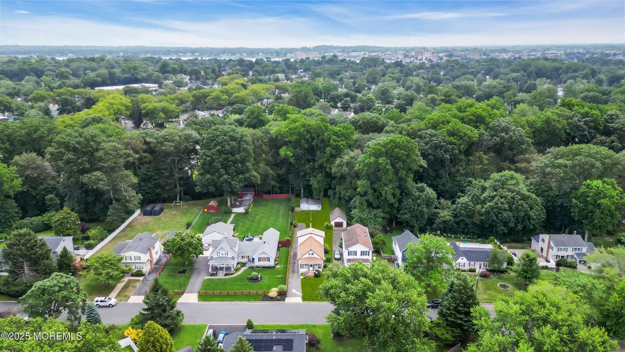 833 Lincoln Street - Photo 1