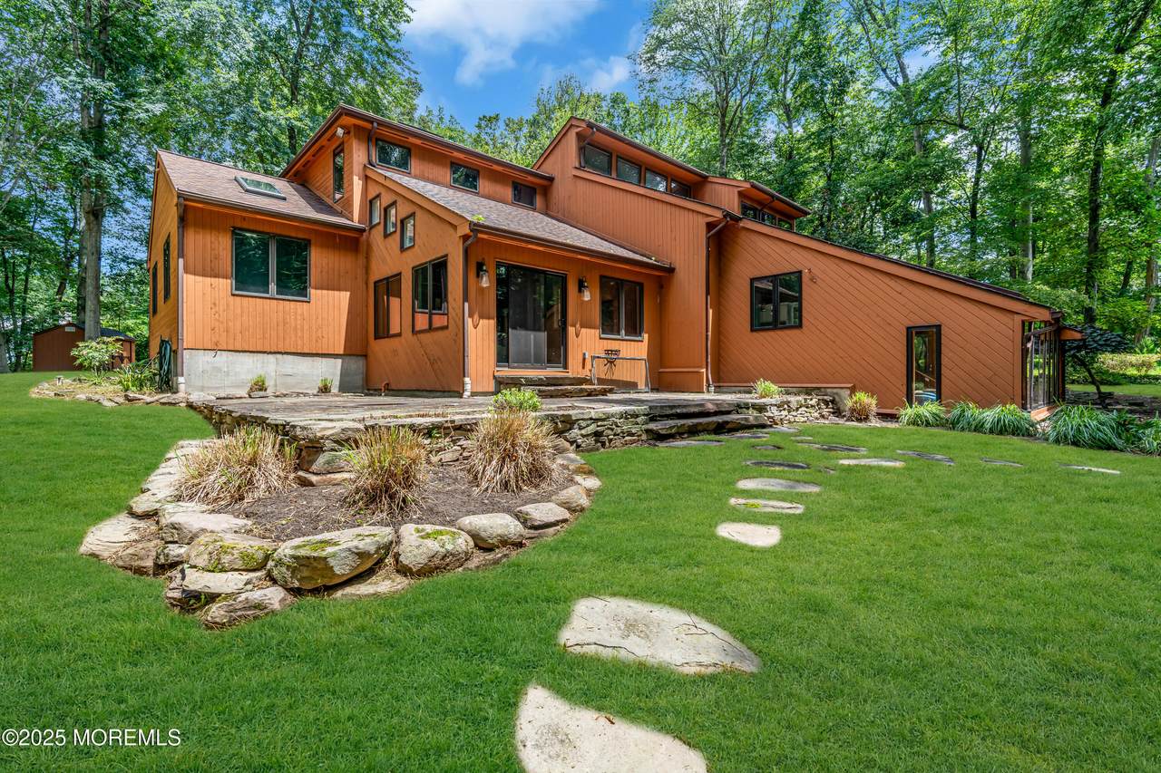 10 Ginger Road - Photo 1