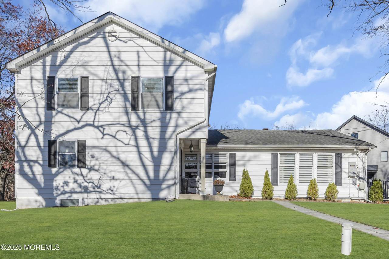 1903 New Central Avenue - Photo 1