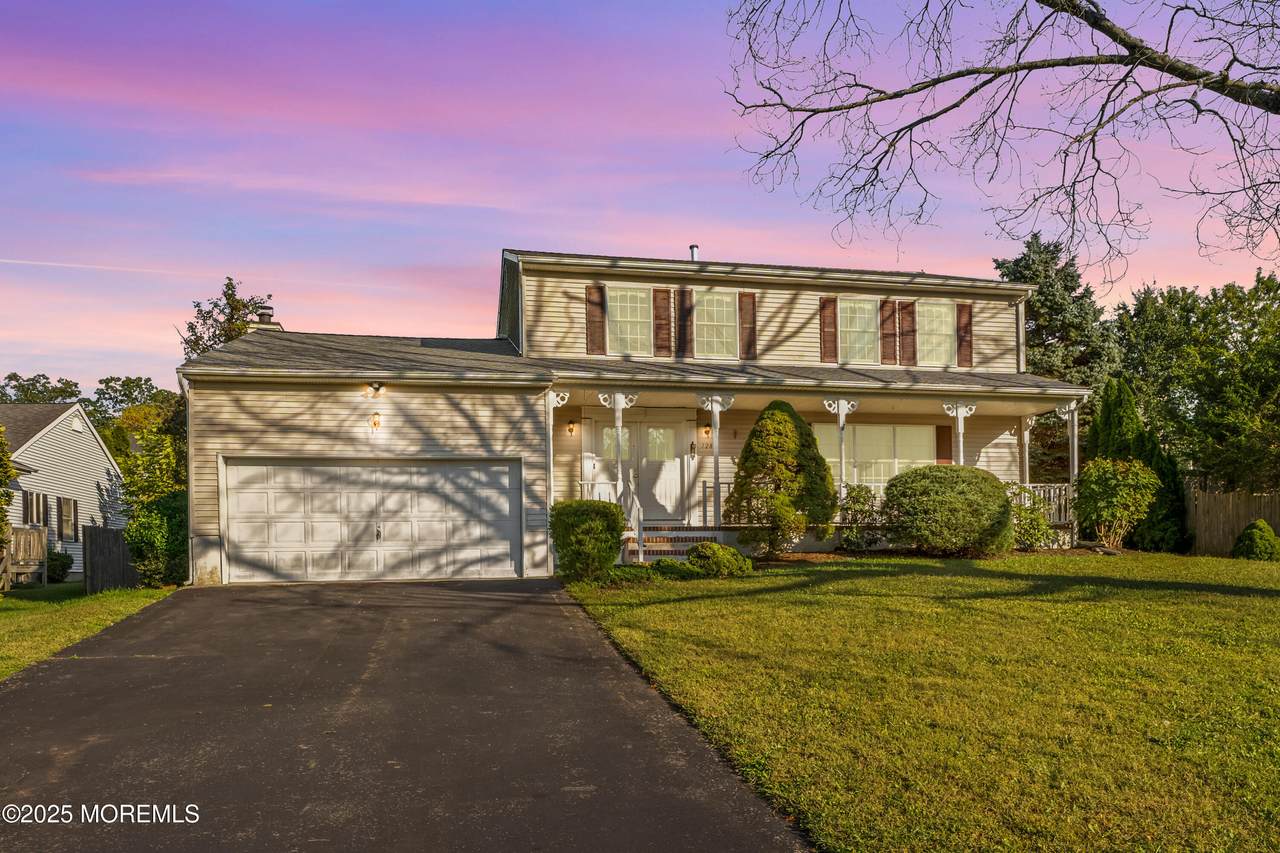 128 Joanna Drive - Photo 1