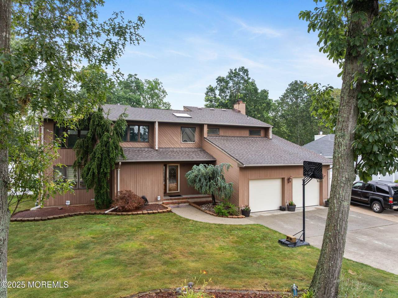 424 Continental Street - Photo 1