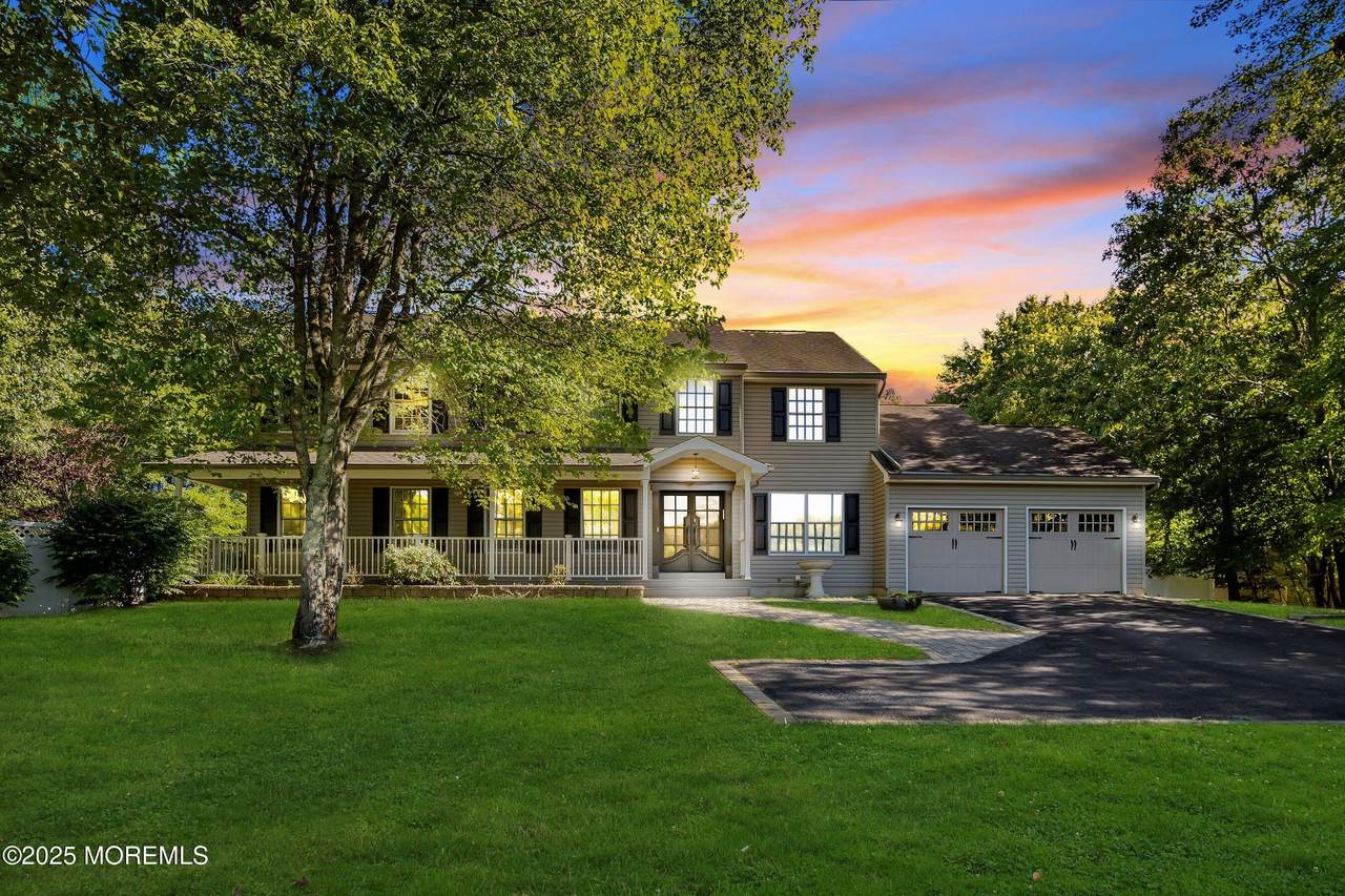 657 Rodrigues Lane - Photo 1