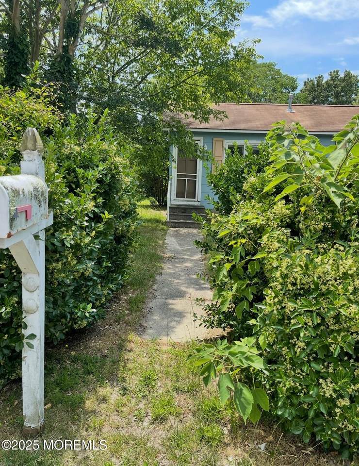 334 Miami Avenue - Photo 1