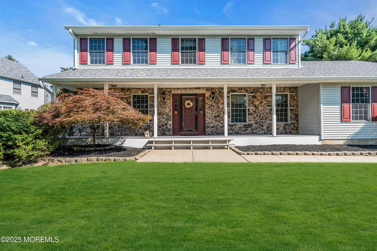 21 Cedar Inn Drive - Photo 1