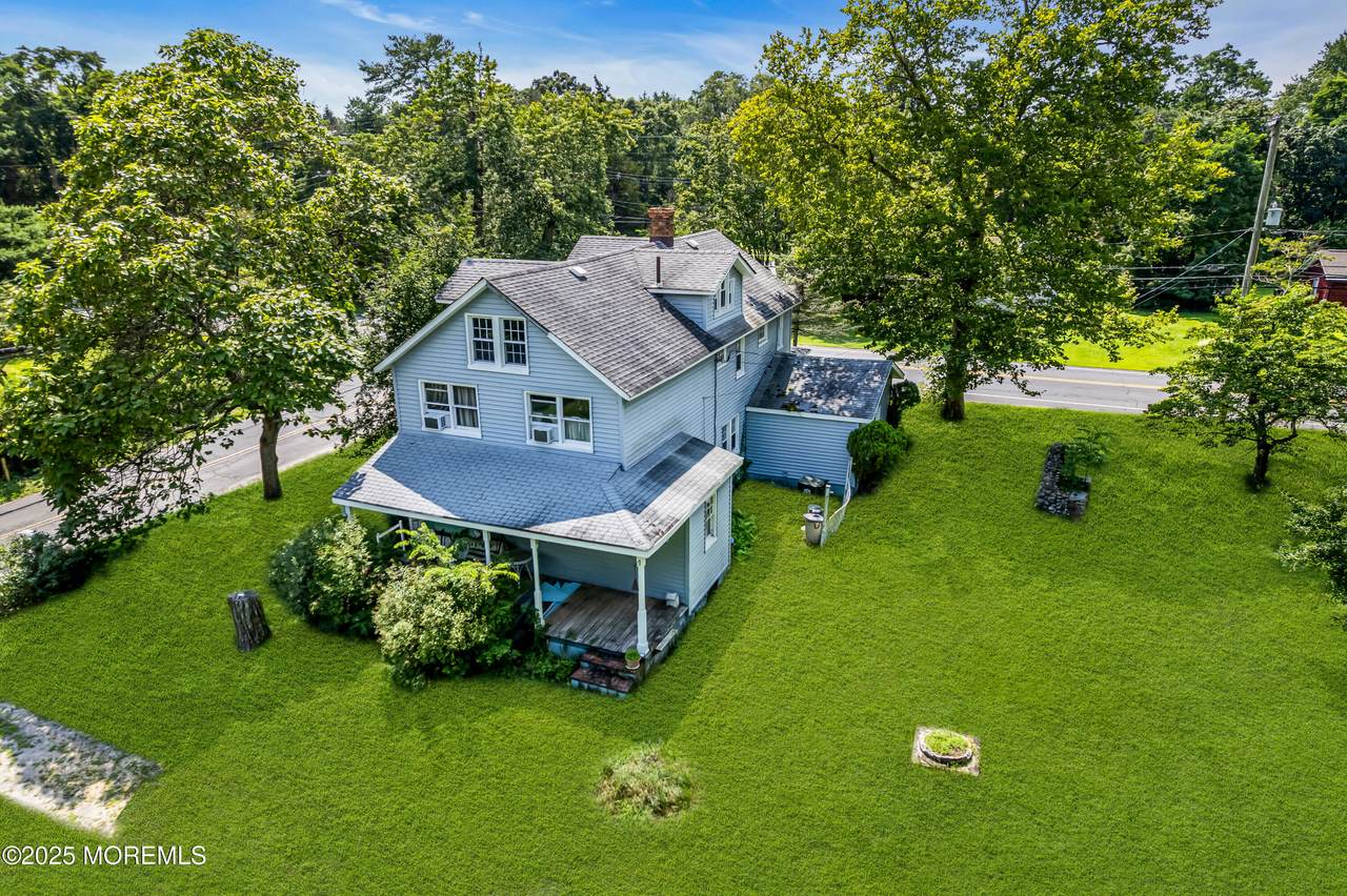 200 Cranberry Road - Photo 1