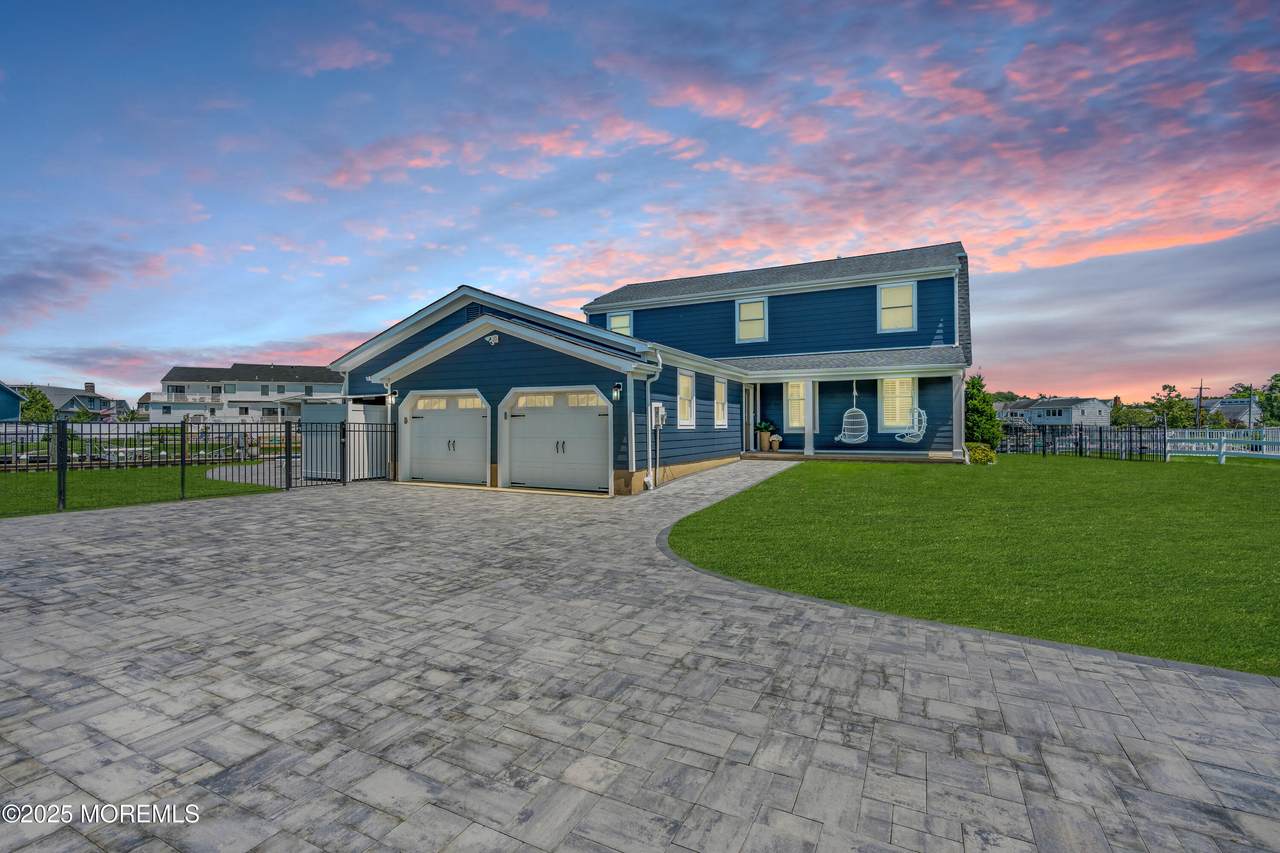 11 Gail Drive - Photo 1