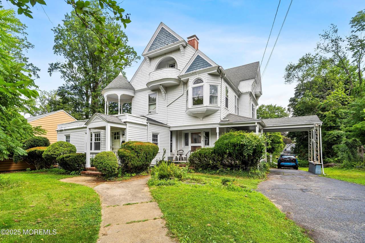 47 Court Street - Photo 1