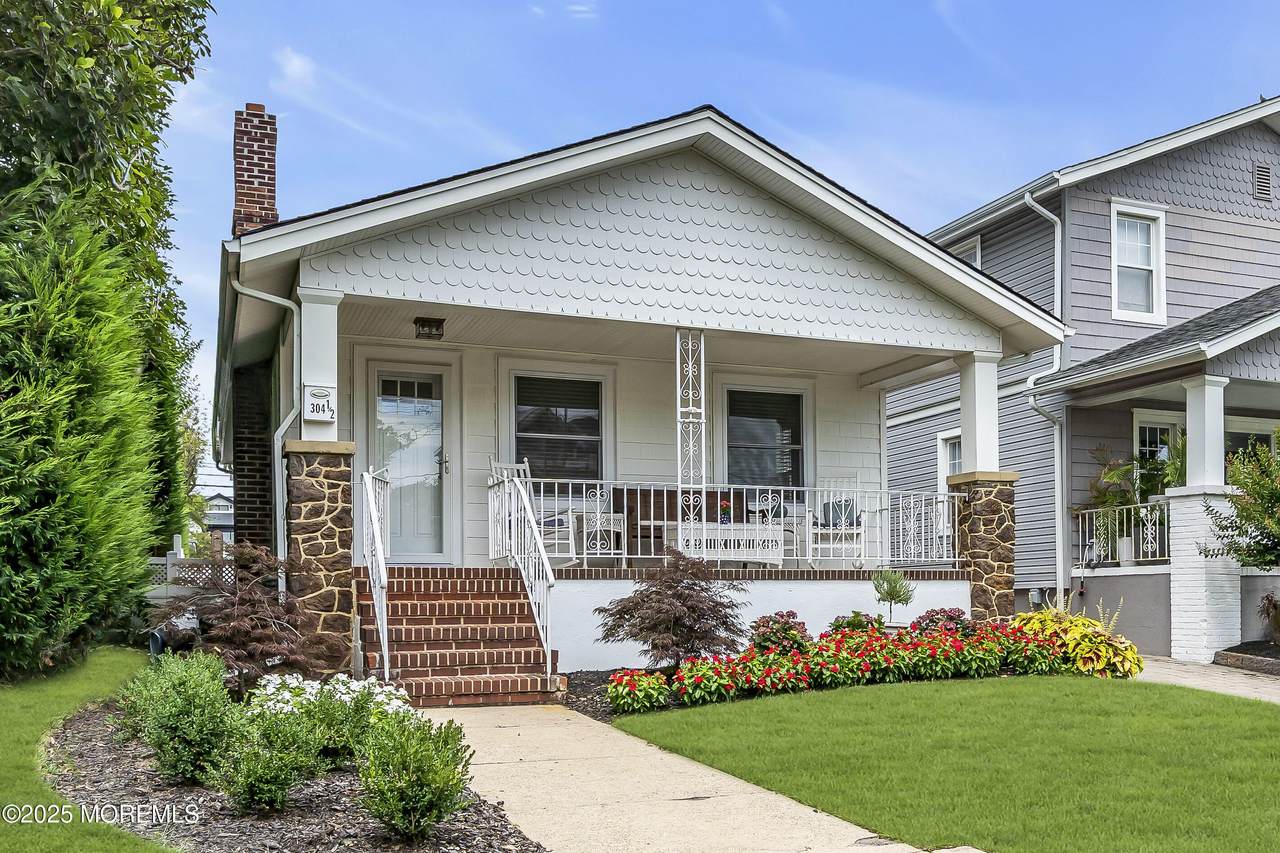 304 1/2 Evergreen Avenue - Photo 1