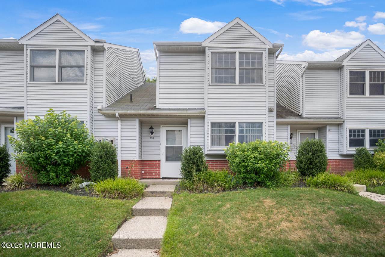 142 Westchester Drive - Photo 1