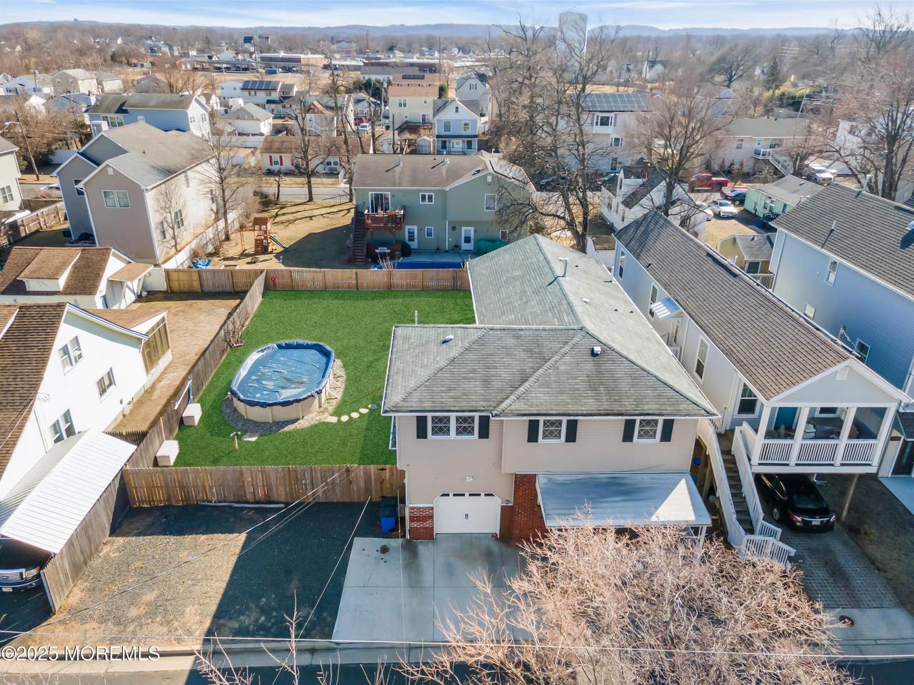 318 Bayview Avenue - Photo 1