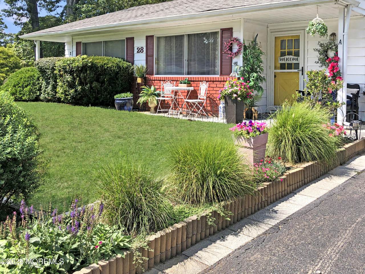 28 Maryland Avenue - Photo 1