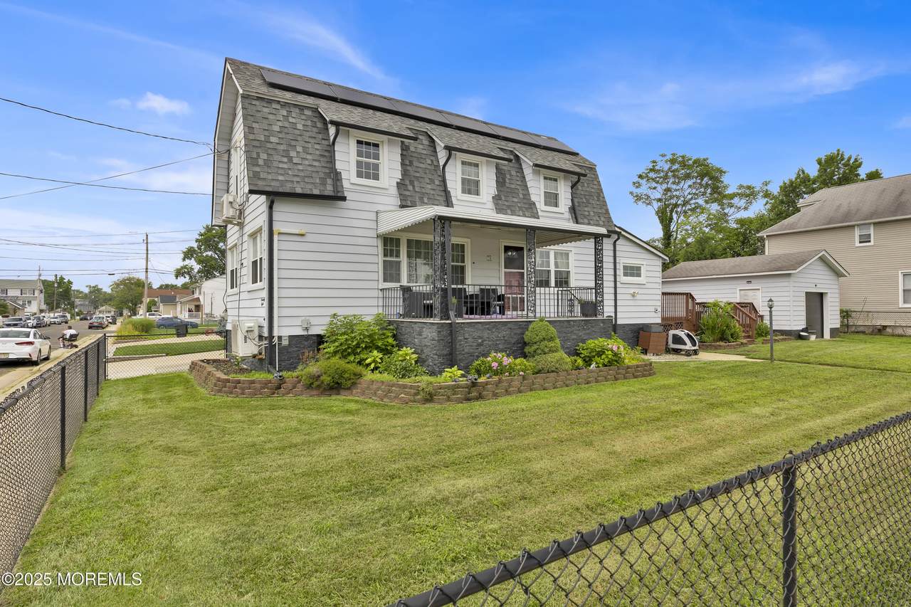 78 Myrtle Avenue - Photo 1